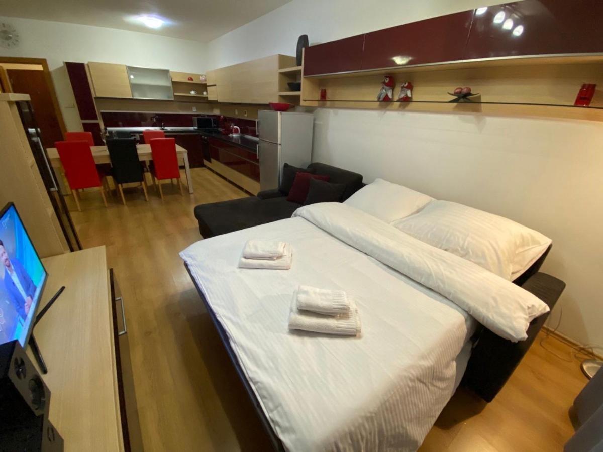Apartament Apartman Velka Lomnica B8 Zewnętrze zdjęcie